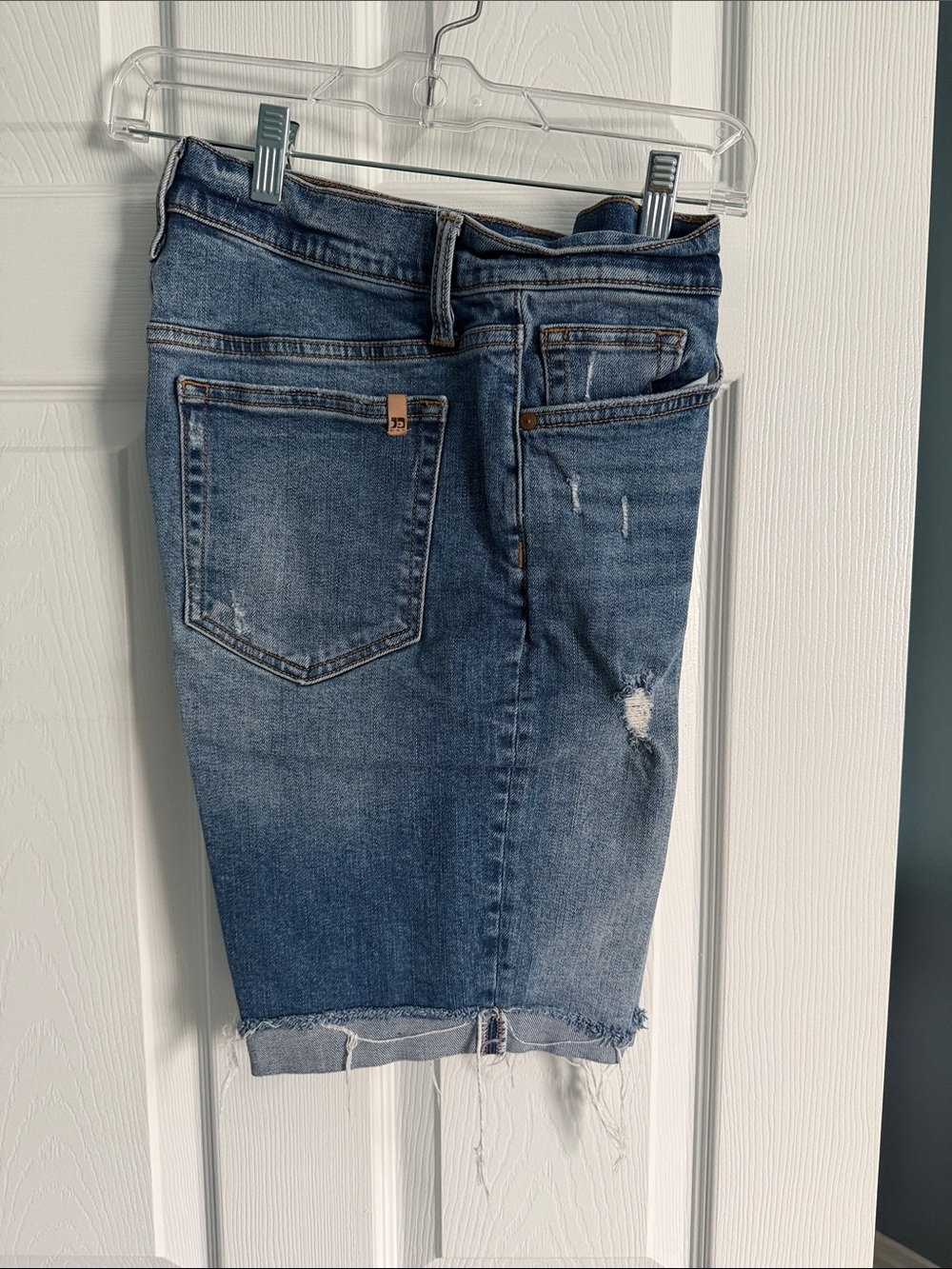Joe's Men's Distressed Denim Shorts size 30